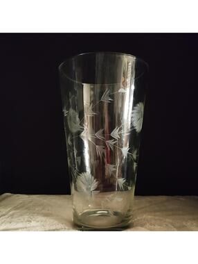 Princess House Etched Vase- Heritage- 12"T x 7”W Clear Vintage no vhipsy
